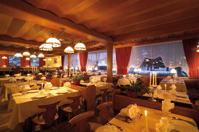 Parkhotel Schachen Ahrntal Ресторан фото